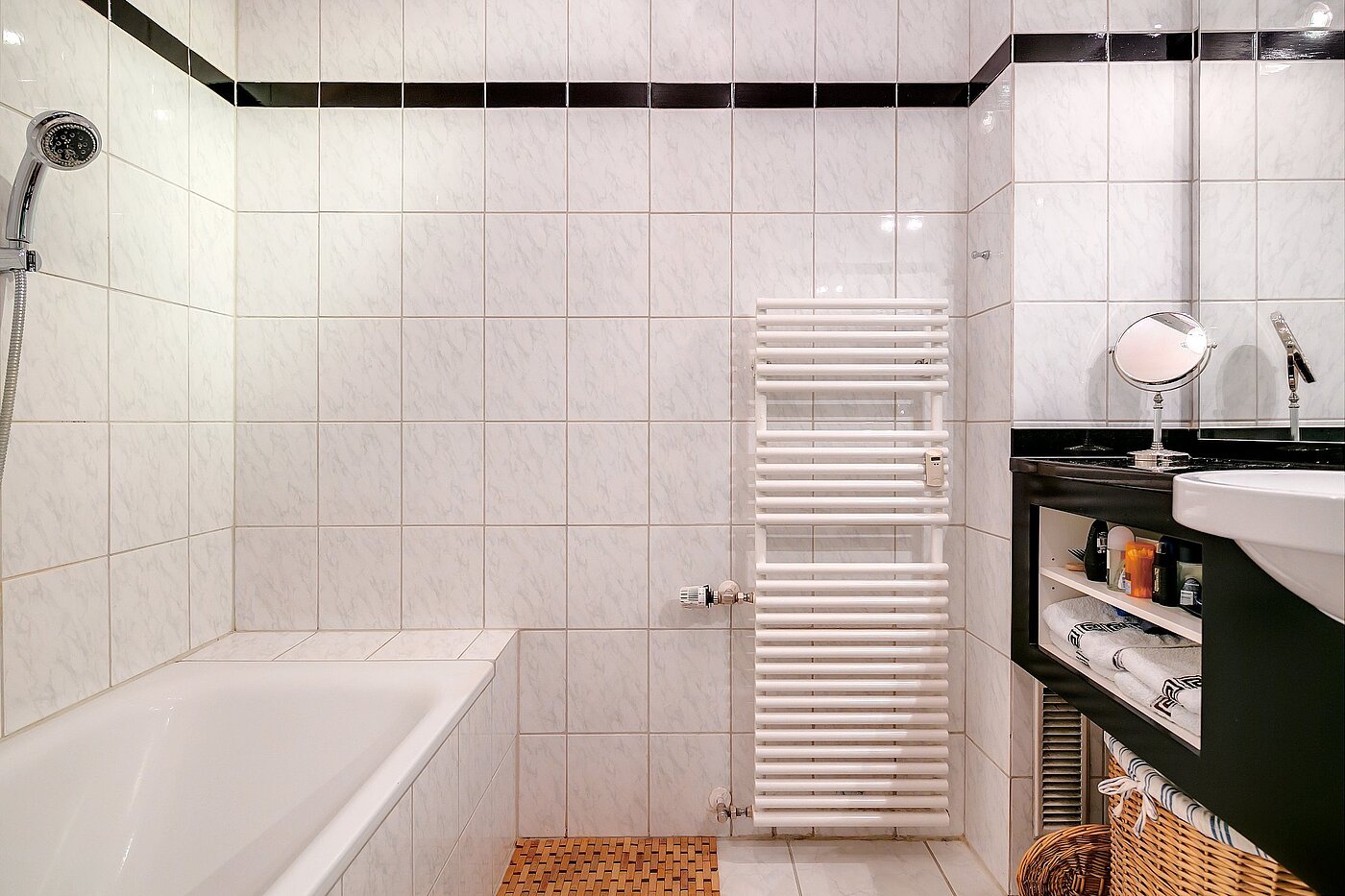 多层公寓 与 2 房间 | München-Schwabing | 2004ML1 | Badezimmer