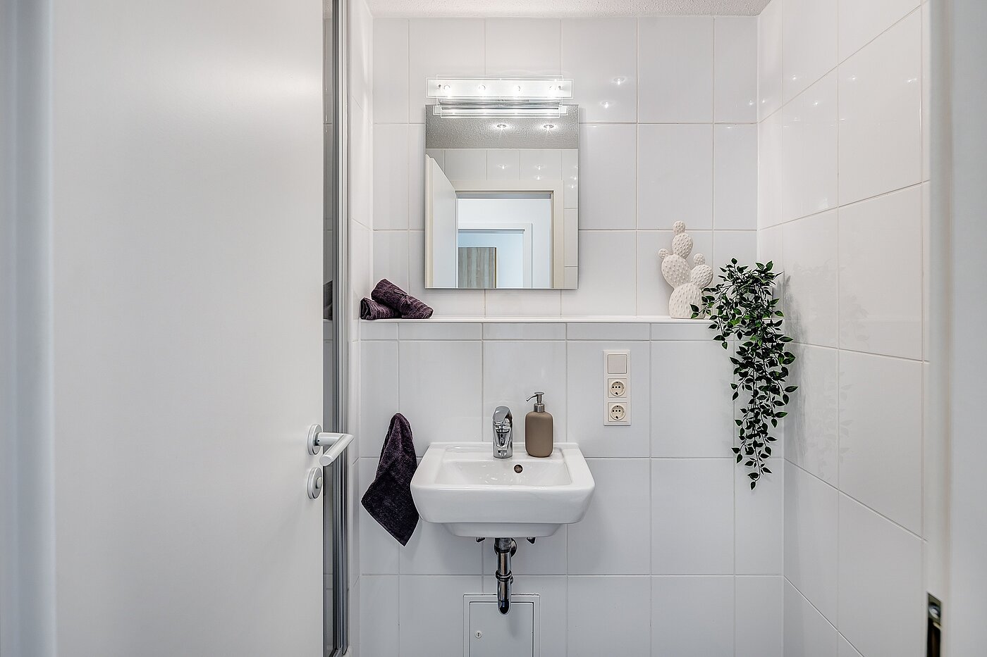 多层公寓 与 3 房间 | München-Laim | 2206ML2 | Bad Nr. 1 hat eine...