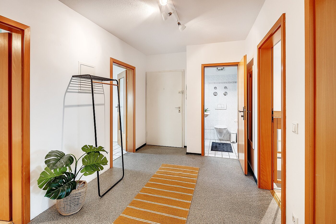 多层公寓 与 3 房间 | München-Hasenbergl | 2105ML10 | großzügige Diele