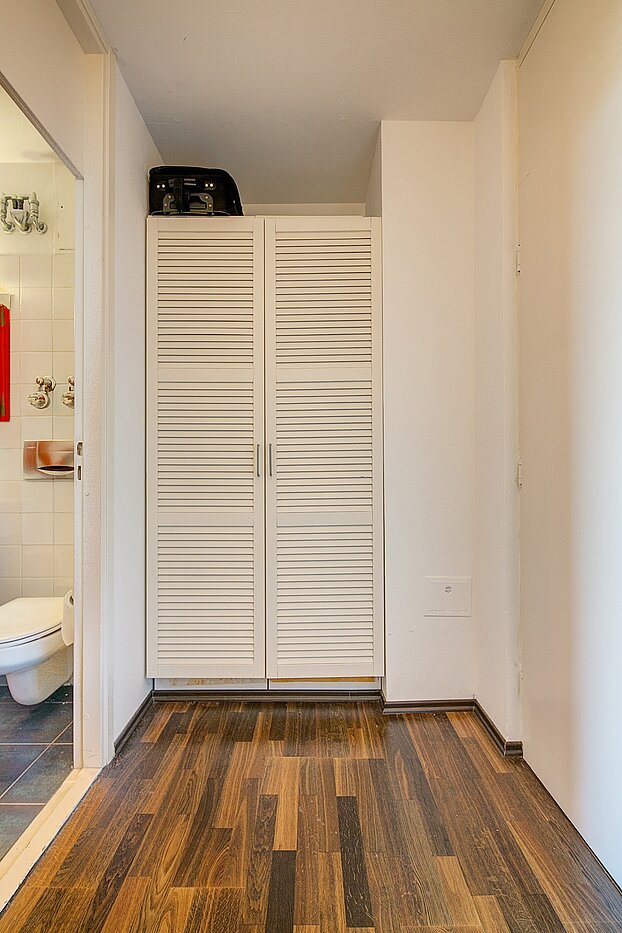 多层公寓 与 1 房间 | München-Schwabing | 70079 | ...mit 2 Garderobenschränke