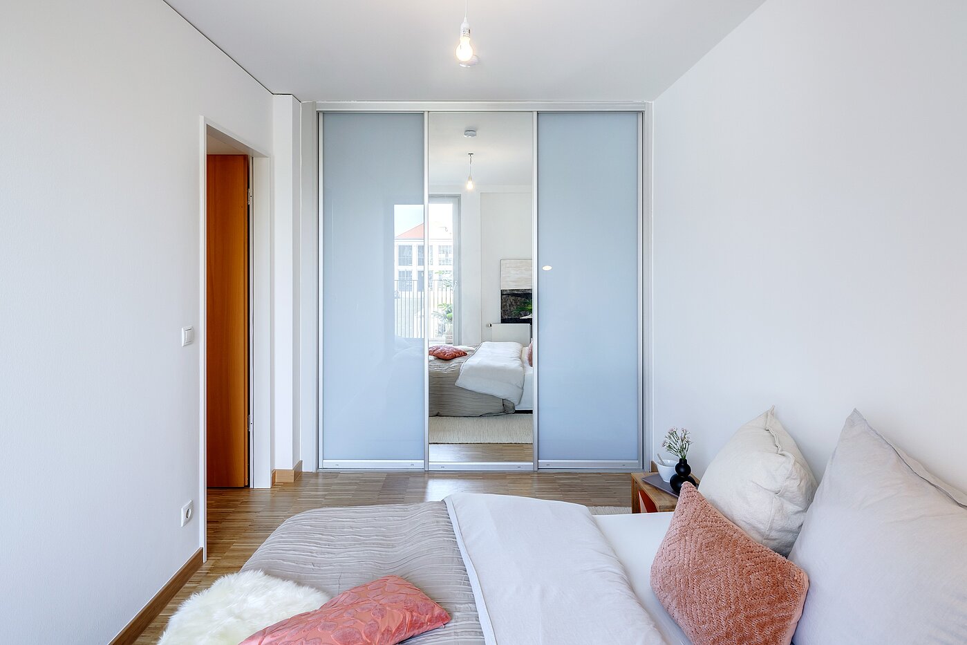 多层公寓 与 2 房间 | München-Schwanthalerhöhe | 2206ML11 | mit einem Einbaukleiderschrank