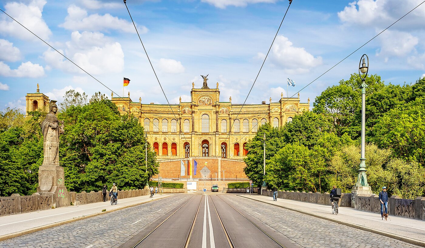 公寓 与 1 房间 | München-Bogenhausen | 703041 | Bayerischer Landtag