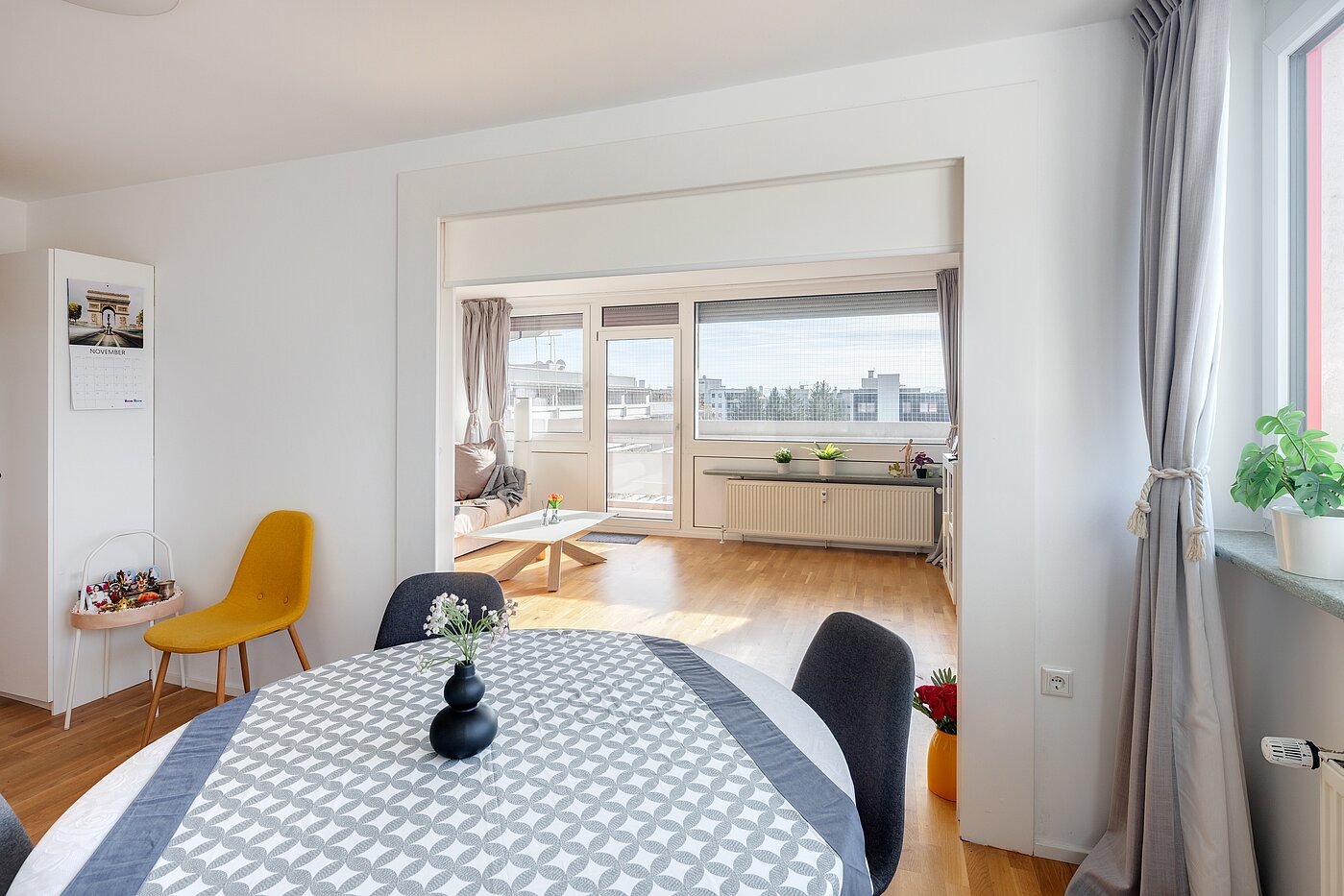 多层公寓 与 3 房间 | München-Schwabing | 703181 | ...Wohnbereich offen...