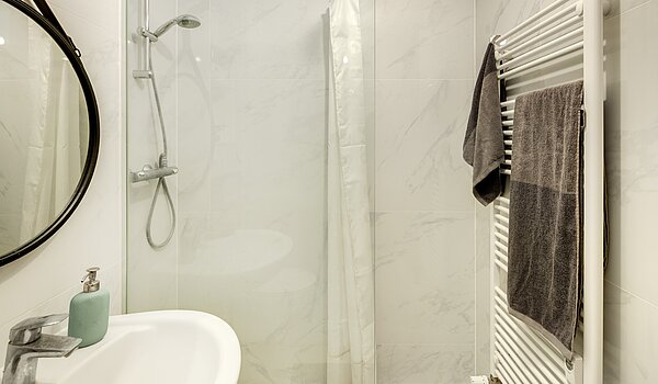 多层公寓 与 3 房间 | München-Schwabing | 70318 | ...Dusche