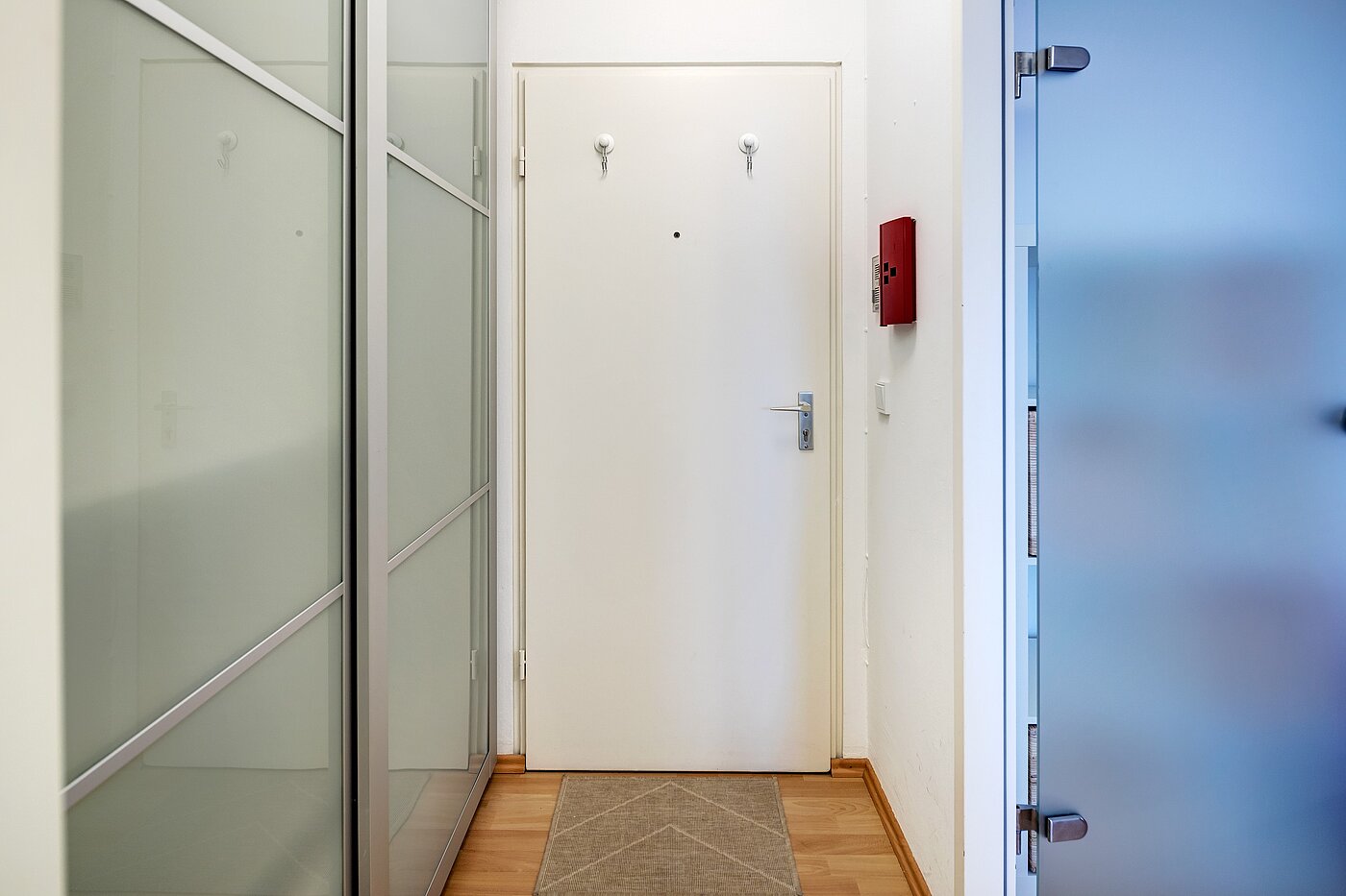 多层公寓 与 1 房间 | München-Laim | 70175 | Flur Richtung Eingang