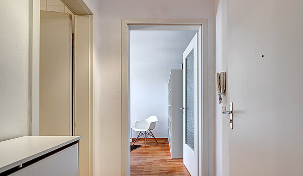 多层公寓 与 2 房间 | München-Neuhausen | 70440 | Diele