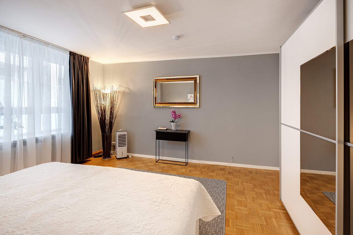 一楼公寓 与 2 房间 | 70219 | ...und zusätzlichen Stellflächen