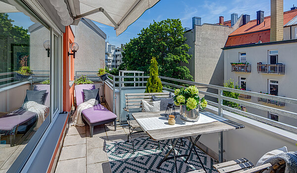 多层公寓 与 1 房间 | München-Schwabing | 70449 | Südterrasse mit Markise