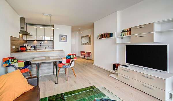 多层公寓 与 2 房间 | München-Schwabing | 70445 | Wohn- und Essbereich