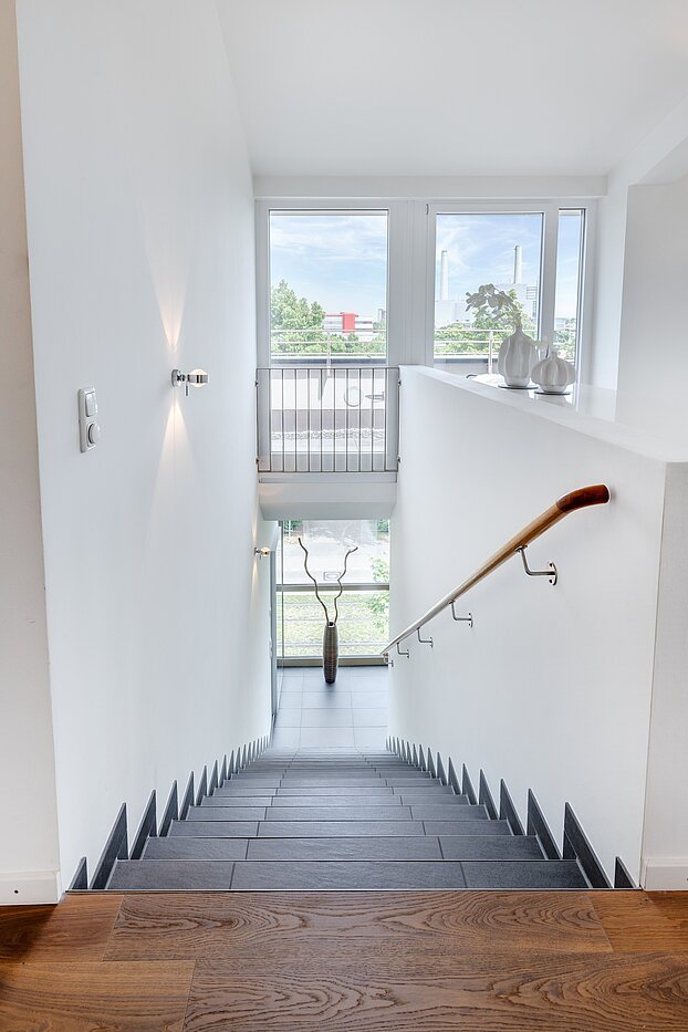 顶层公寓 与 3.5 房间 | München-Oberföhring | 70237 | Abgang zum ...