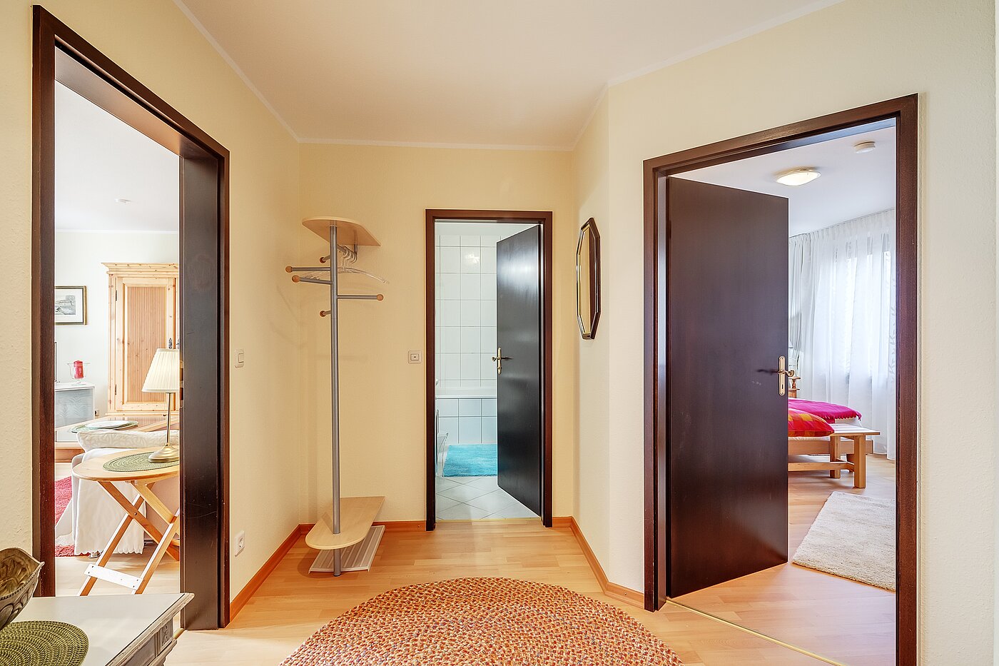 多层公寓 与 2 房间 | München-Schwabing | 2205ML62 | Diele mit...