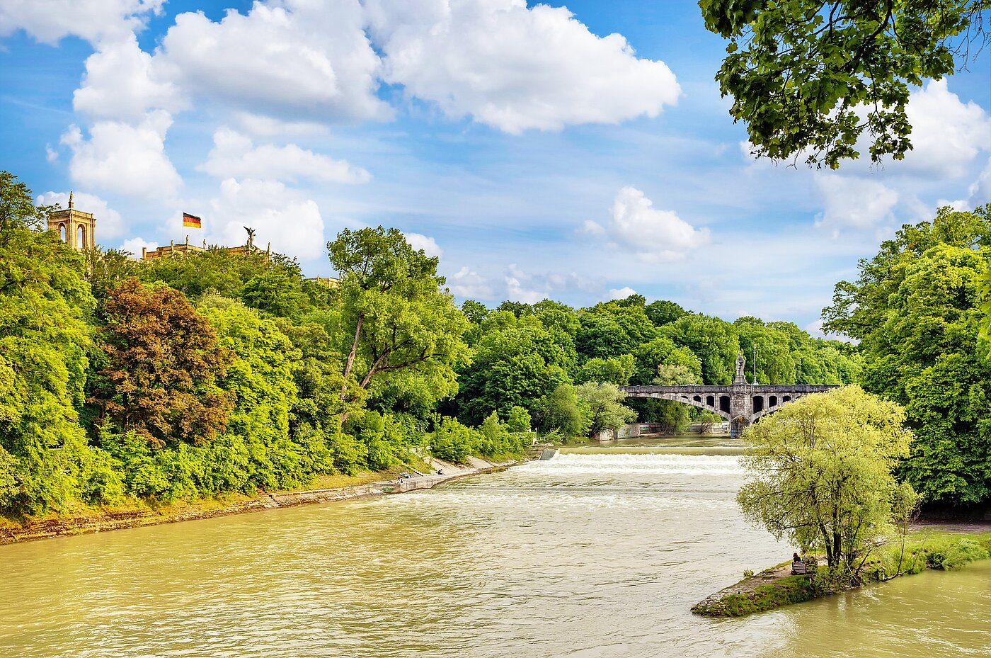 多层公寓 与 1 房间 | München-Haidhausen | 70022 | ...und die Isar
