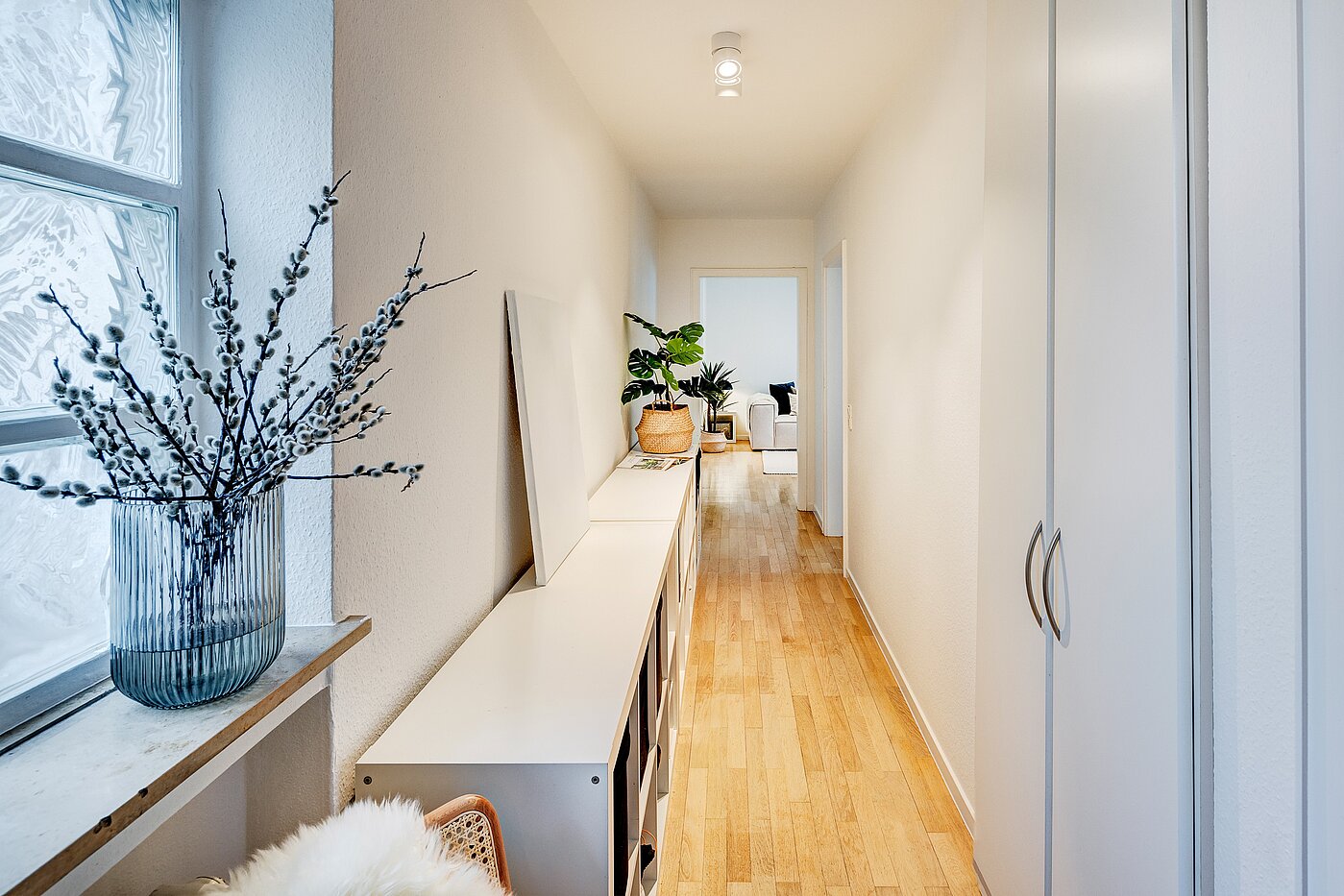 多层公寓 与 3 房间 | München-Maxvorstadt | 2203ML31 | Ansprechendes Entreé