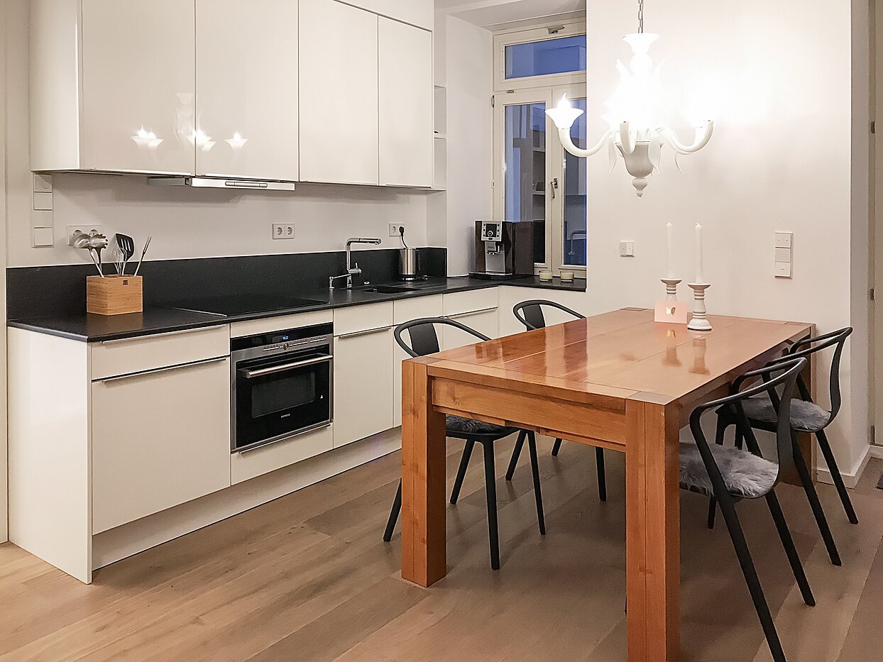 一楼公寓 与 1.5 房间 | München-Lehel | 70149 | Hochwertige Einbauküche mit...