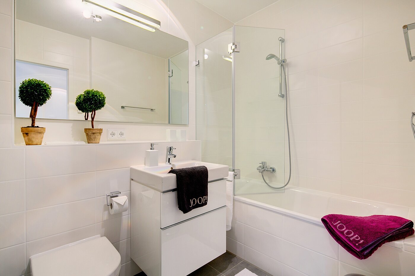 多层公寓 与 2 房间 | München-Maxvorstadt | 70023 | Bad mit Badewanne...