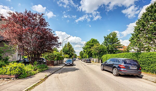 排角屋 与 6 房间 | Germering | 70033 | Ruhige Anliegerstraße