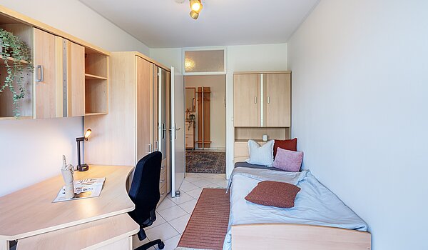 多层公寓 与 3 房间 | München-Bogenhausen | 70261 | oder Gästezimmer