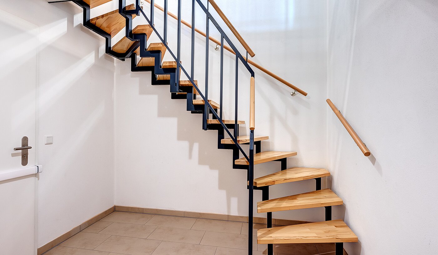 多层公寓 与 3 房间 | Gauting | 70116 | Auf dem Weg nach unten