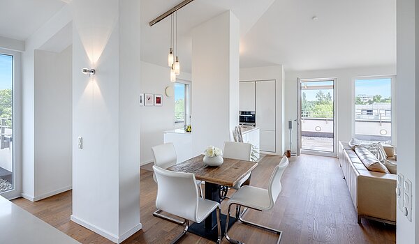 顶层公寓 与 3.5 房间 | München-Oberföhring | 70237 | ...mit Essbereich