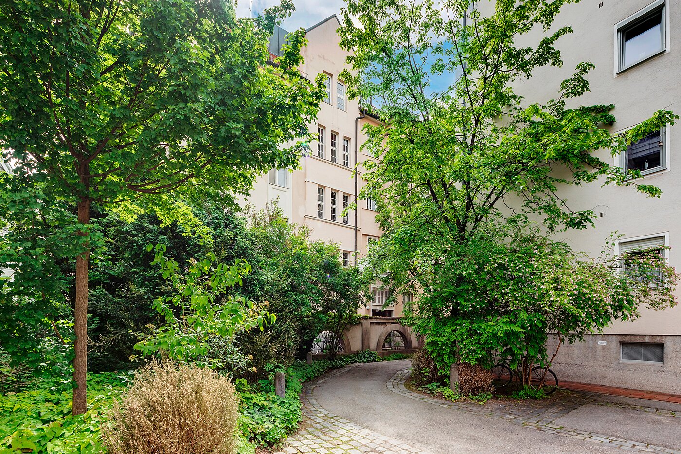 多层公寓 与 2 房间 | München-Schwabing | 70130 | Begrünter Innenhof