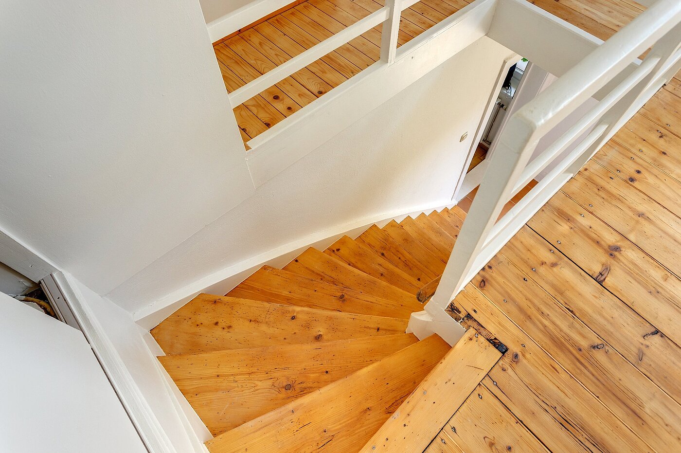农家小院 与 9 房间 | Hohenschäftlarn | 1805ML4 | Treppe Haus 1