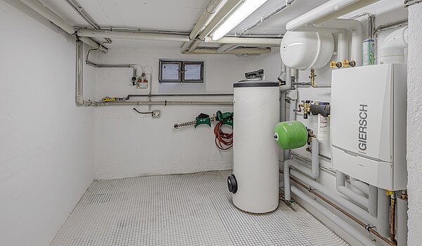 排式中层住宅 与 5 房间 | Unterschleißheim | 70187 | Heizraum