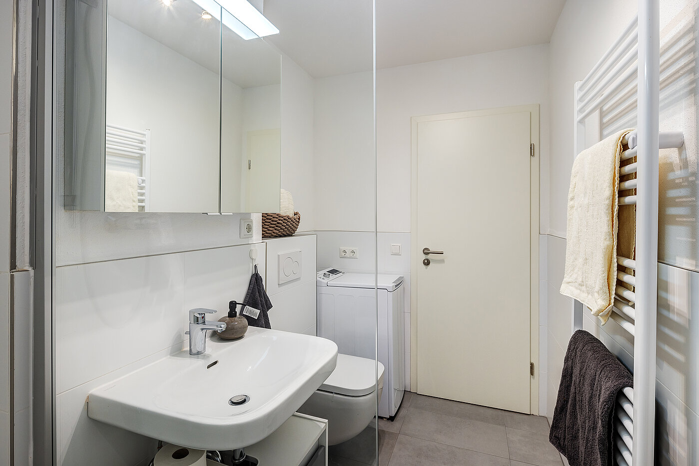 多层公寓 与 2 房间 | Erding | 70431 | ...