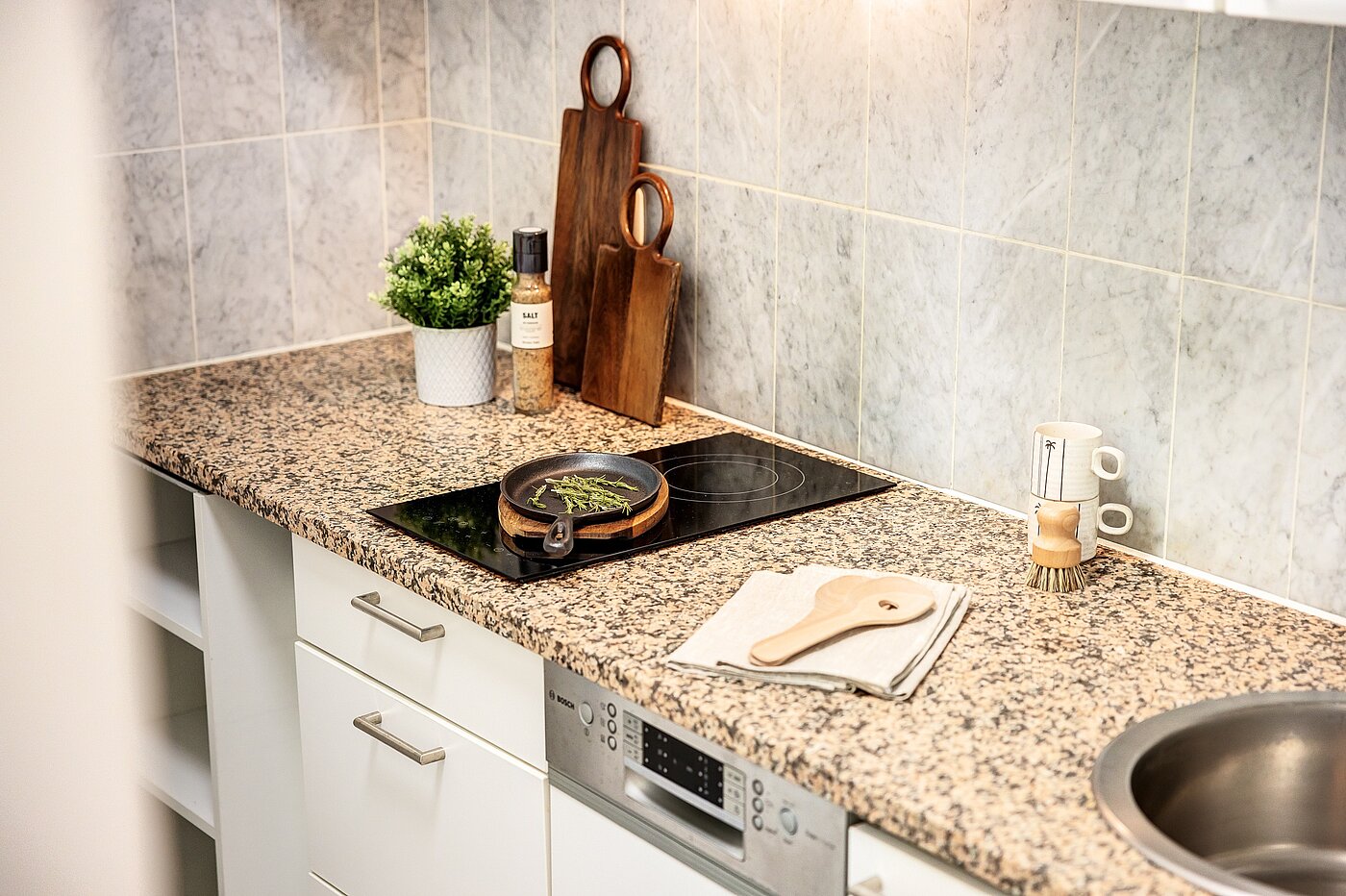 多层公寓 与 1 房间 | München-Schwabing | 70249 | ...Einbauküche