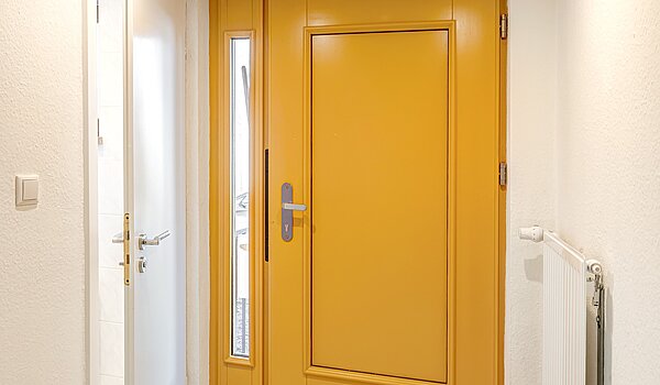 排式中层住宅 与 5 房间 | Unterschleißheim | 70187 | Eingangsbereich