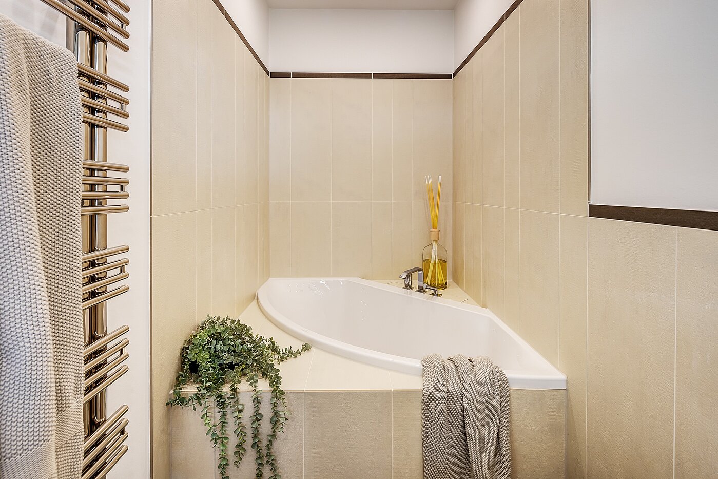 排角屋 与 3 房间 | Kreuth | 70037 | ...und Eckbadewanne
