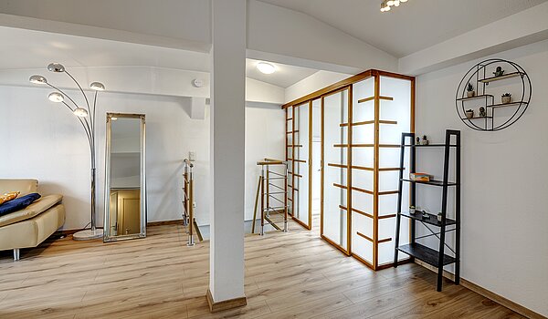阁楼公寓 与 4.5 房间 | München-Ludwigsvorstadt | 70461 | Wohnen / Essen