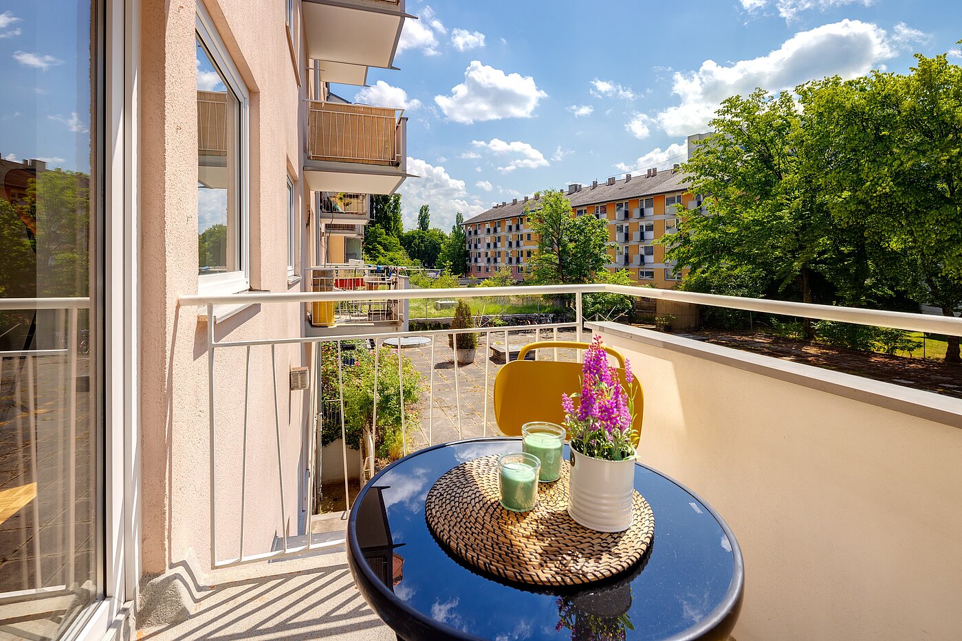 多层公寓 与 3 房间 | München-Obergiesing | 70028 | Gemütlicher West-Balkon mit...