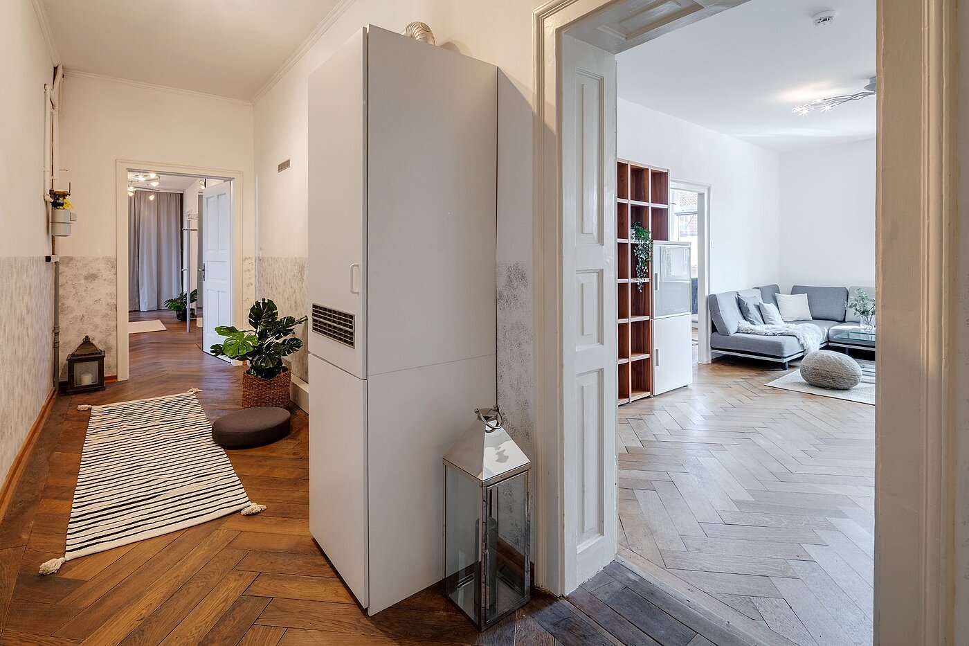 多层公寓 与 5 房间 | München-Au | 2009ML3 | Gemeinsamer Flur der Wohnungen