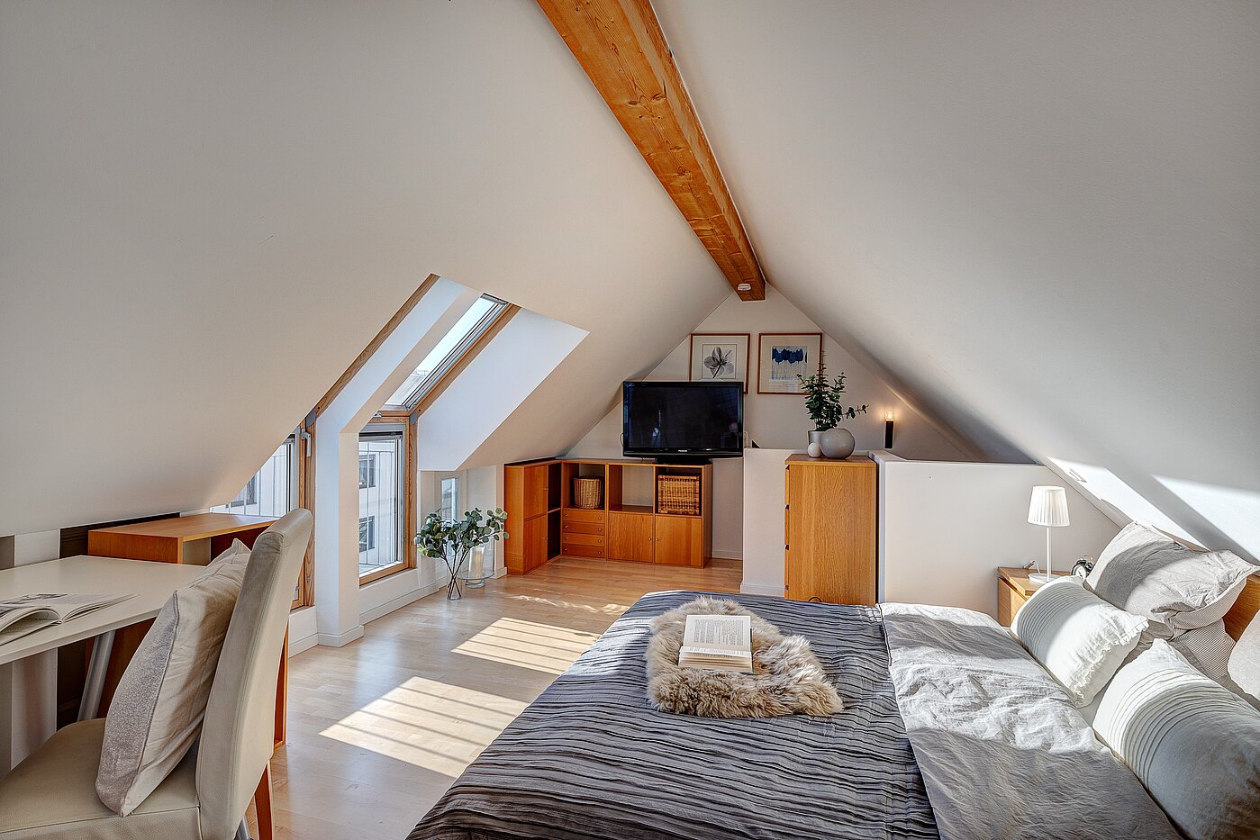 复式公寓 与 2.5 房间 | München-Ludwigsvorstadt | 2111ML5 | ...mit Zugang zum Balkon und zur Terrasse