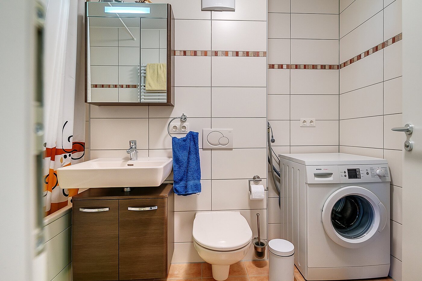 多层公寓 与 2 房间 | München-Milbertshofen | 2004ML3 | Bad mit Wanne