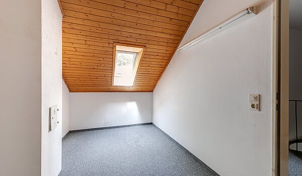 排式中层住宅 与 5 房间 | München-Obermenzing | 1907ML6 | Arbeiten