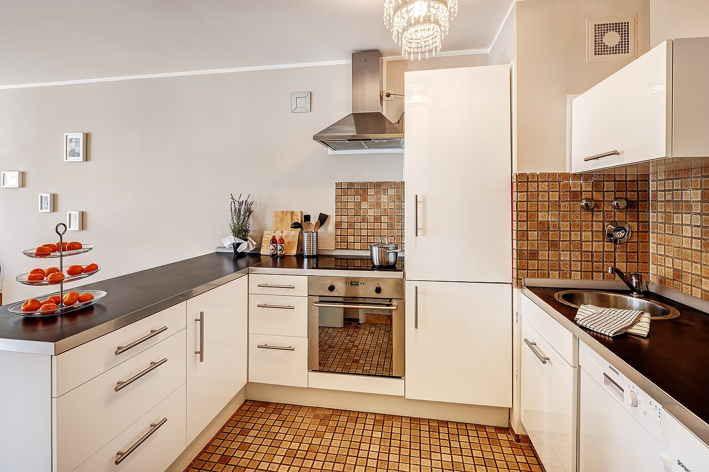 多层公寓 与 1.5 房间 | München-Bogenhausen | 2203ML2 | Voll eingerichtete Einbauküche...