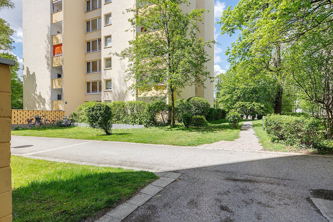 多层公寓 与 1 房间 | München-Oberföhring | 2104ML2 | Sehr gepflegte Anlage...