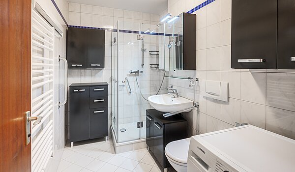 多层公寓 与 2 房间 | München-Hadern | 70410 | Duschbad mit Anschluss...