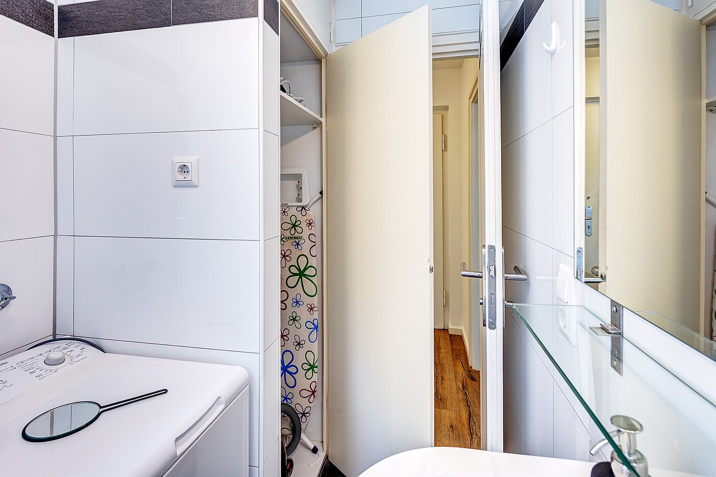多层公寓 与 2.5 房间 | München-Berg am Laim | 70030 | Praktische Abstellnische
