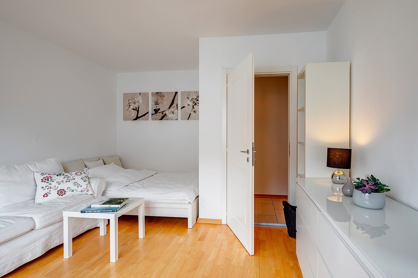 多层公寓 与 2 房间 | München-Schwabing | 70130 | Wohn- und Schlafbereich..