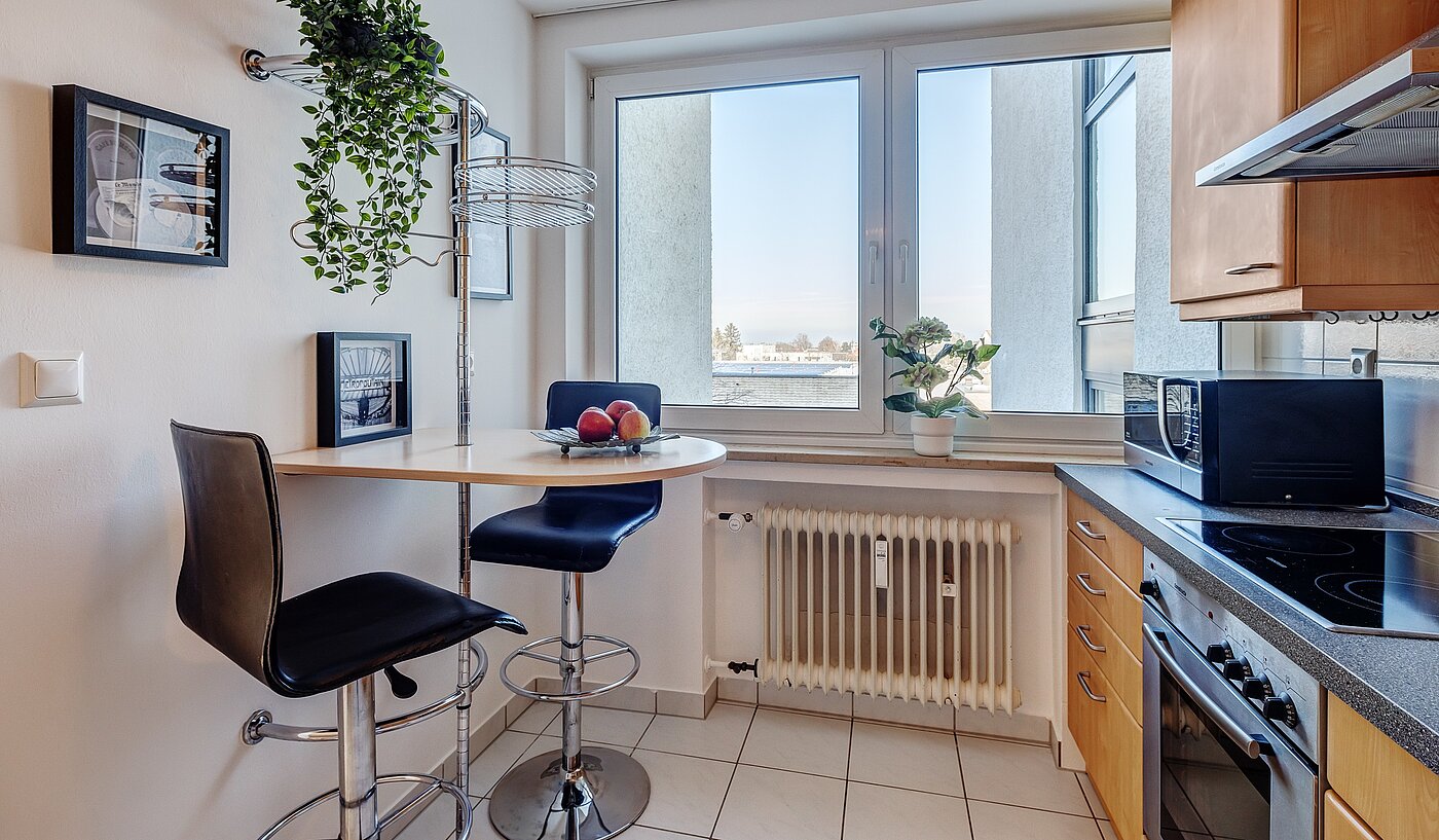 多层公寓 与 3.5 房间 | Haar | 2201ML5 | ...daneben liegender Küche