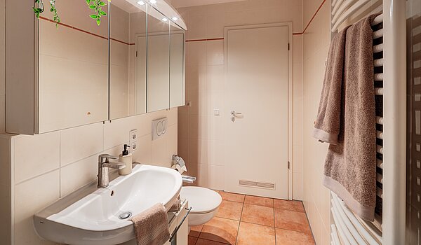 多层公寓 与 2 房间 | München-Bogenhausen | 70396 | ... mit Waschmaschinenanschluss