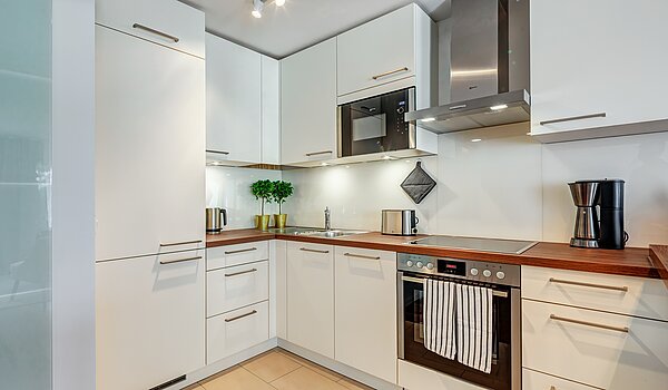 多层公寓 与 2 房间 | München-Schwabing | 70434 | ...hochwertiger Einbauküche...