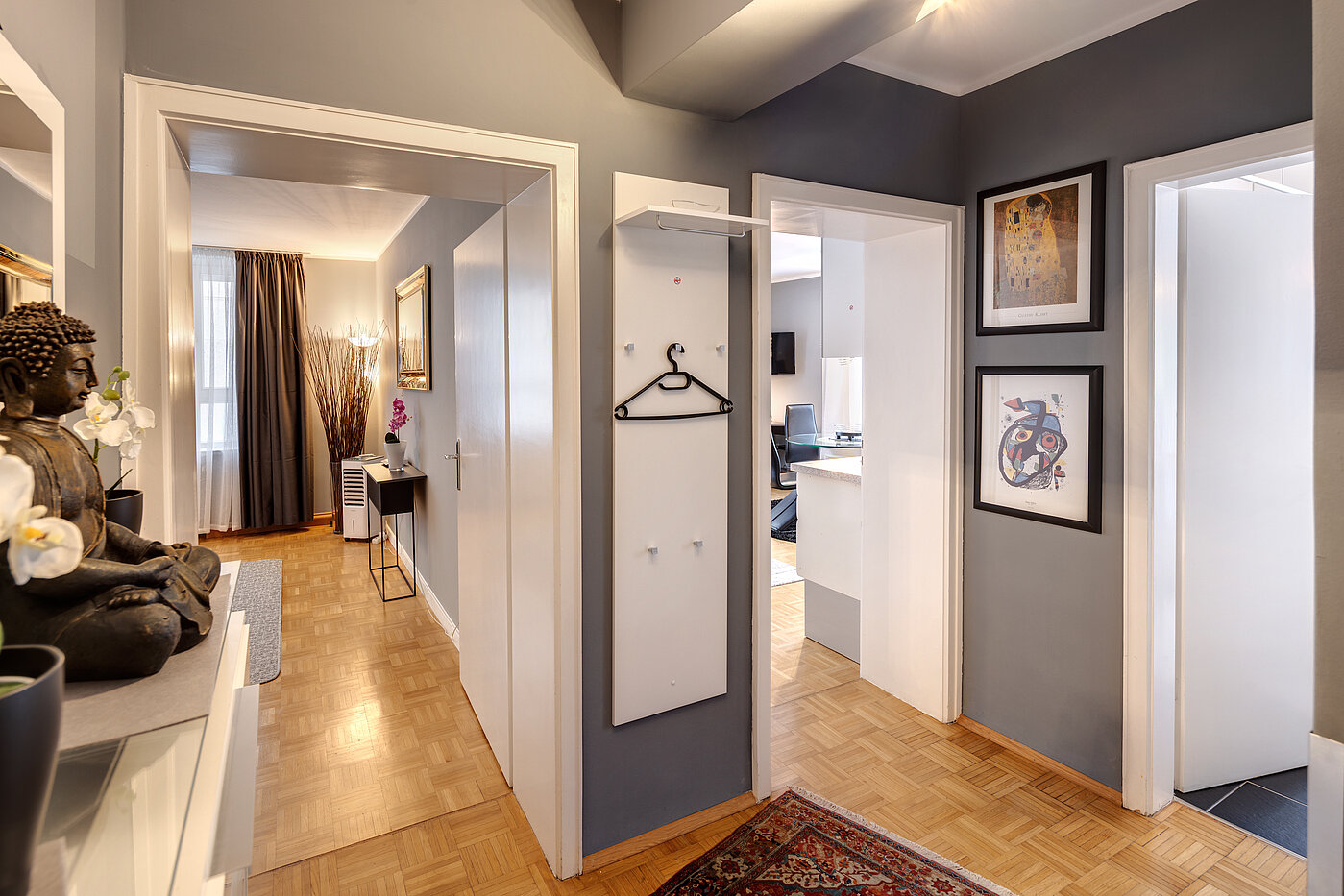 一楼公寓 与 2 房间 | 70219 | Vom Eingang kommend