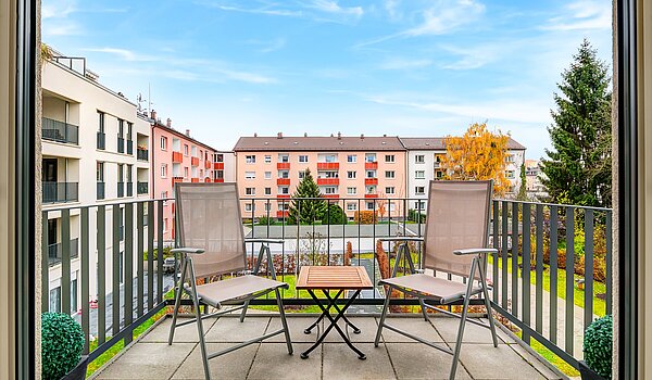 多层公寓 与 3 房间 | München-Moosach | 70164 | ...und einem kleinen Balkon zum Innenhof