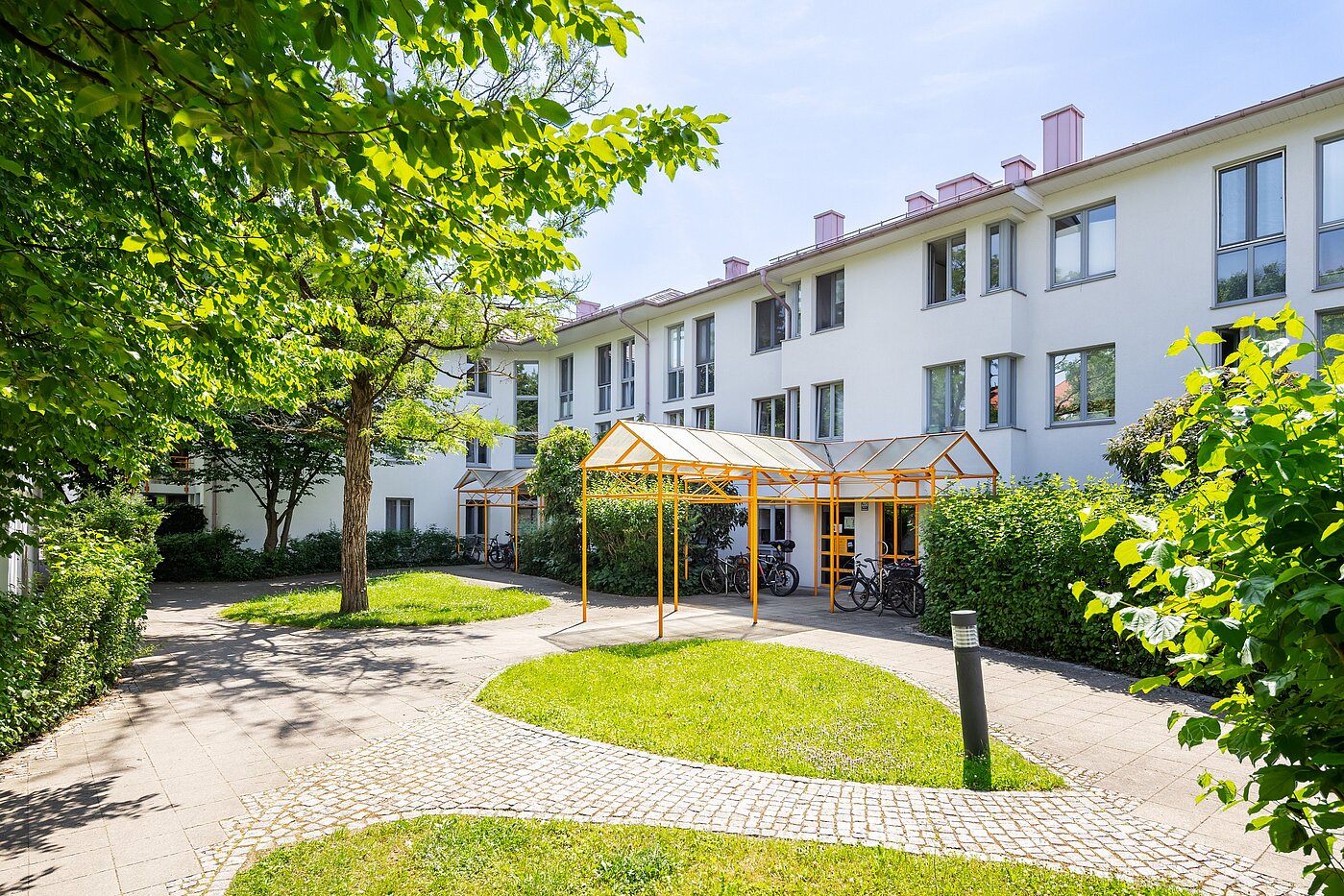 复式公寓 与 3 房间 | München-Milbertshofen | 702341 | Außenanlagen