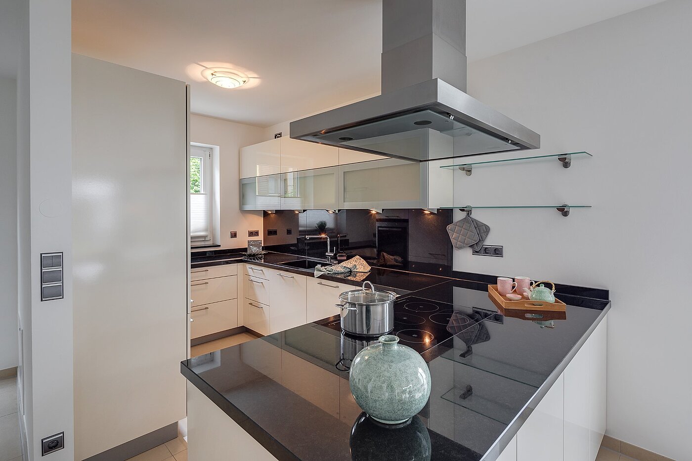 联排别墅 与 5 房间 | München-Aubing | 1905ML4 | Kochinsel