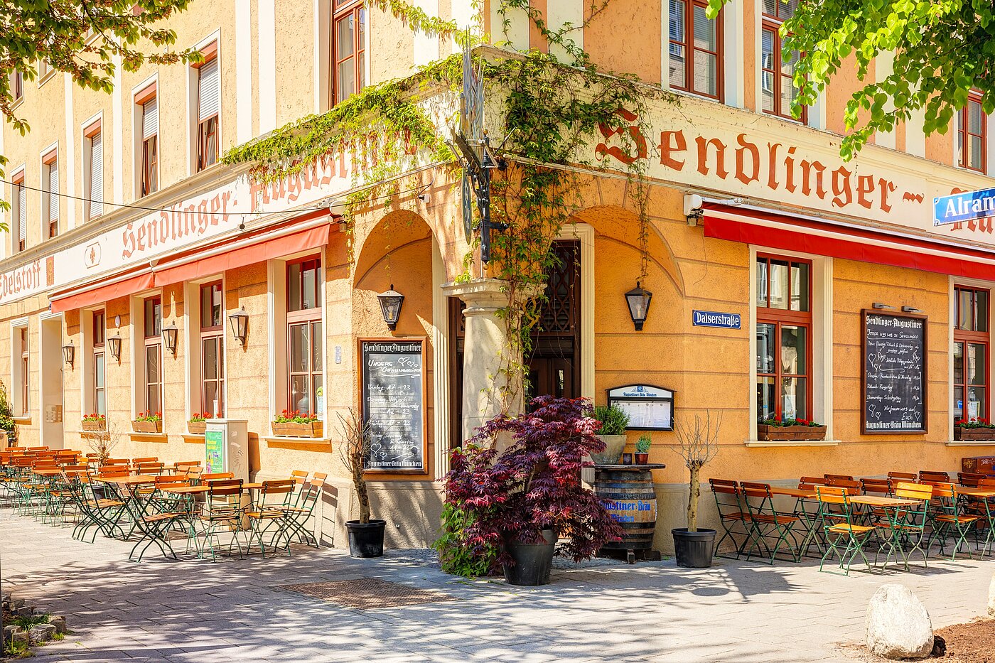 多层公寓 与 2 房间 | München-Sendling | 70220 | Restaurants