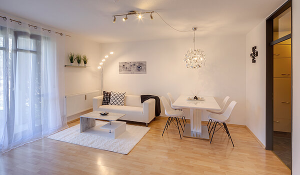 一楼公寓 与 2 房间 | München-Feldmoching | 70424 | ...Essen